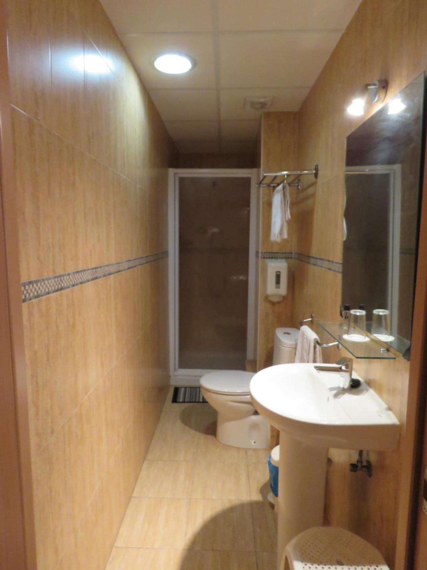 Hotel Alain Silla Bagian luar foto