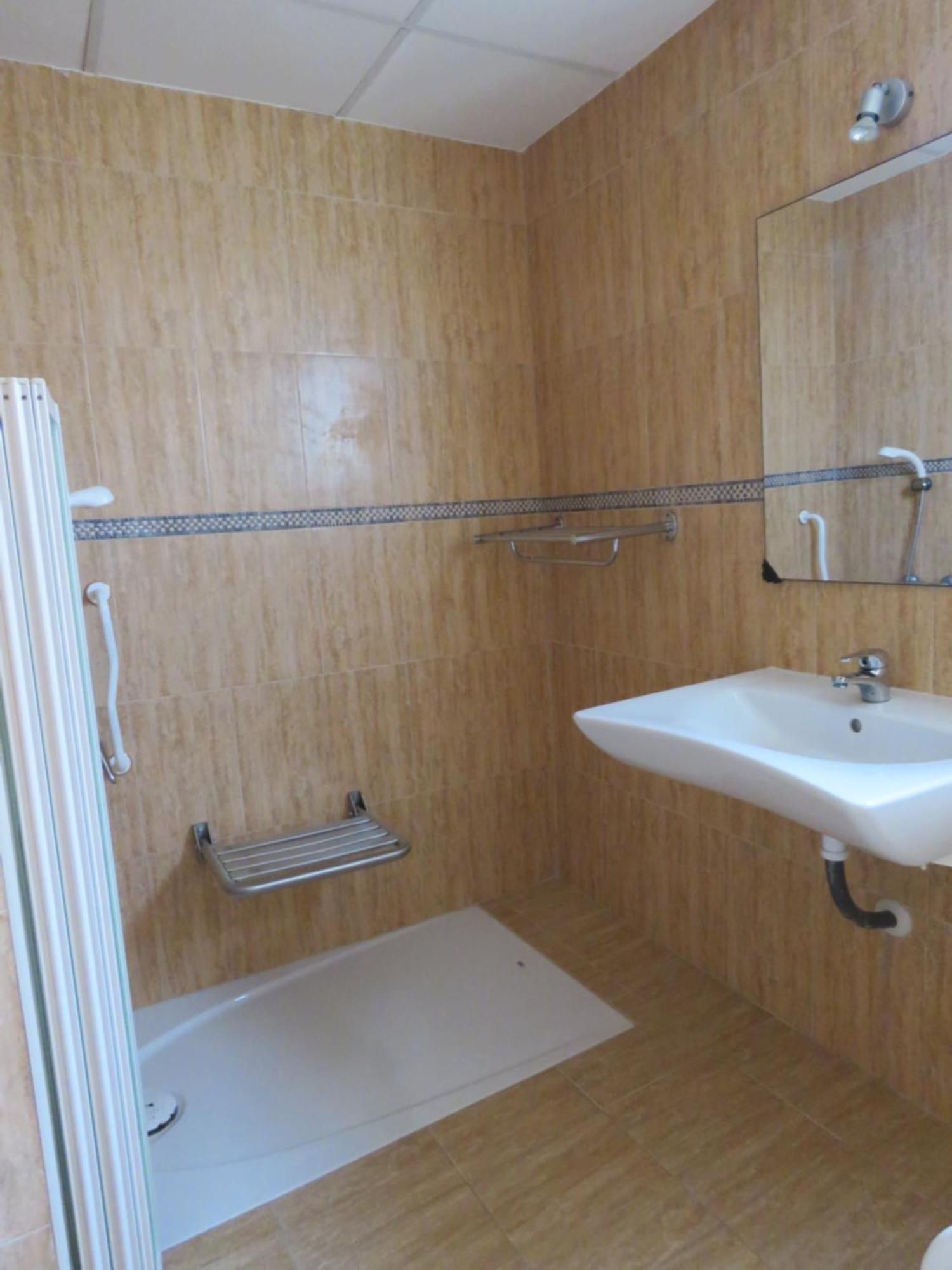 Hotel Alain Silla Bagian luar foto