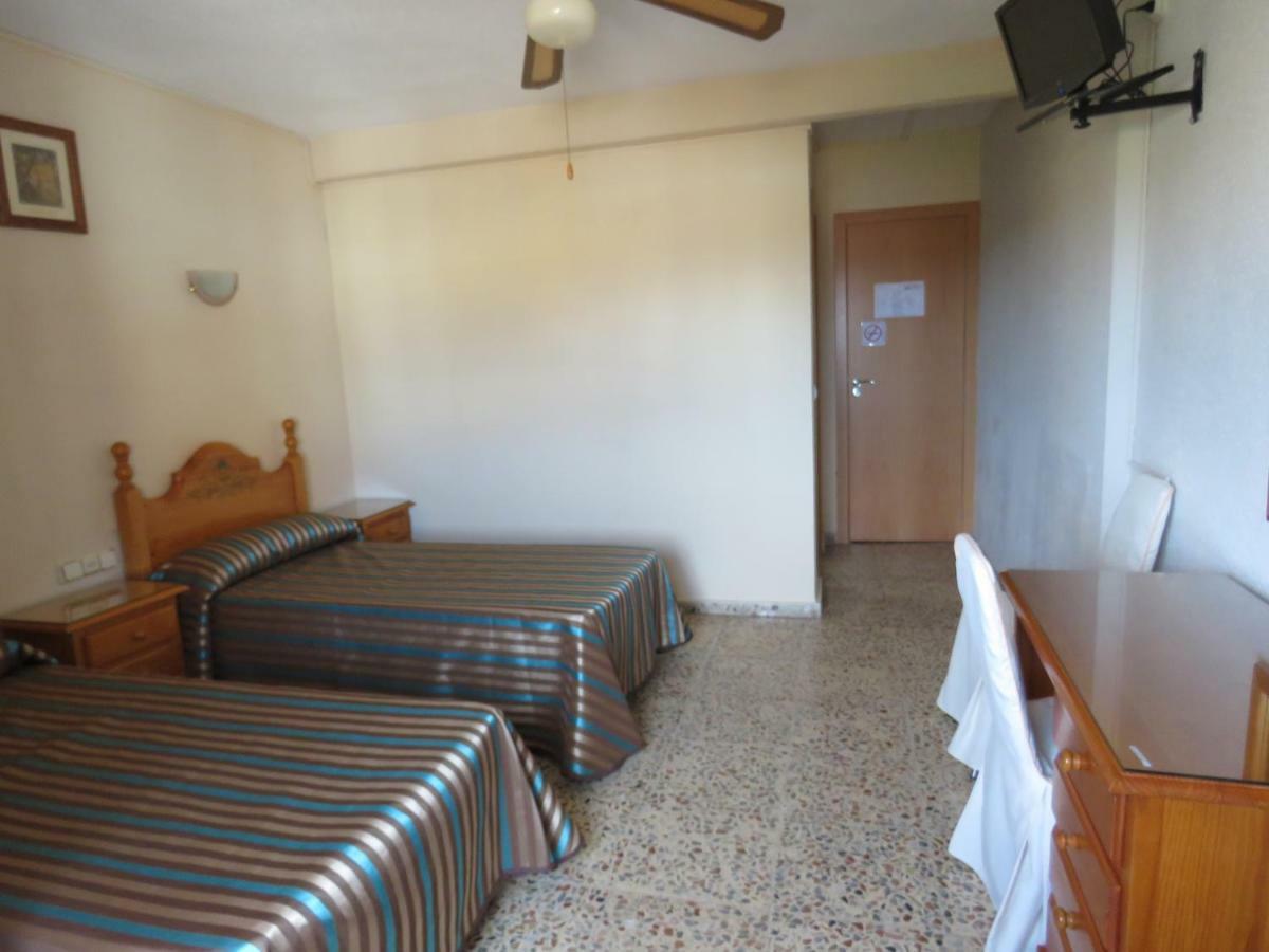 Hotel Alain Silla Bagian luar foto