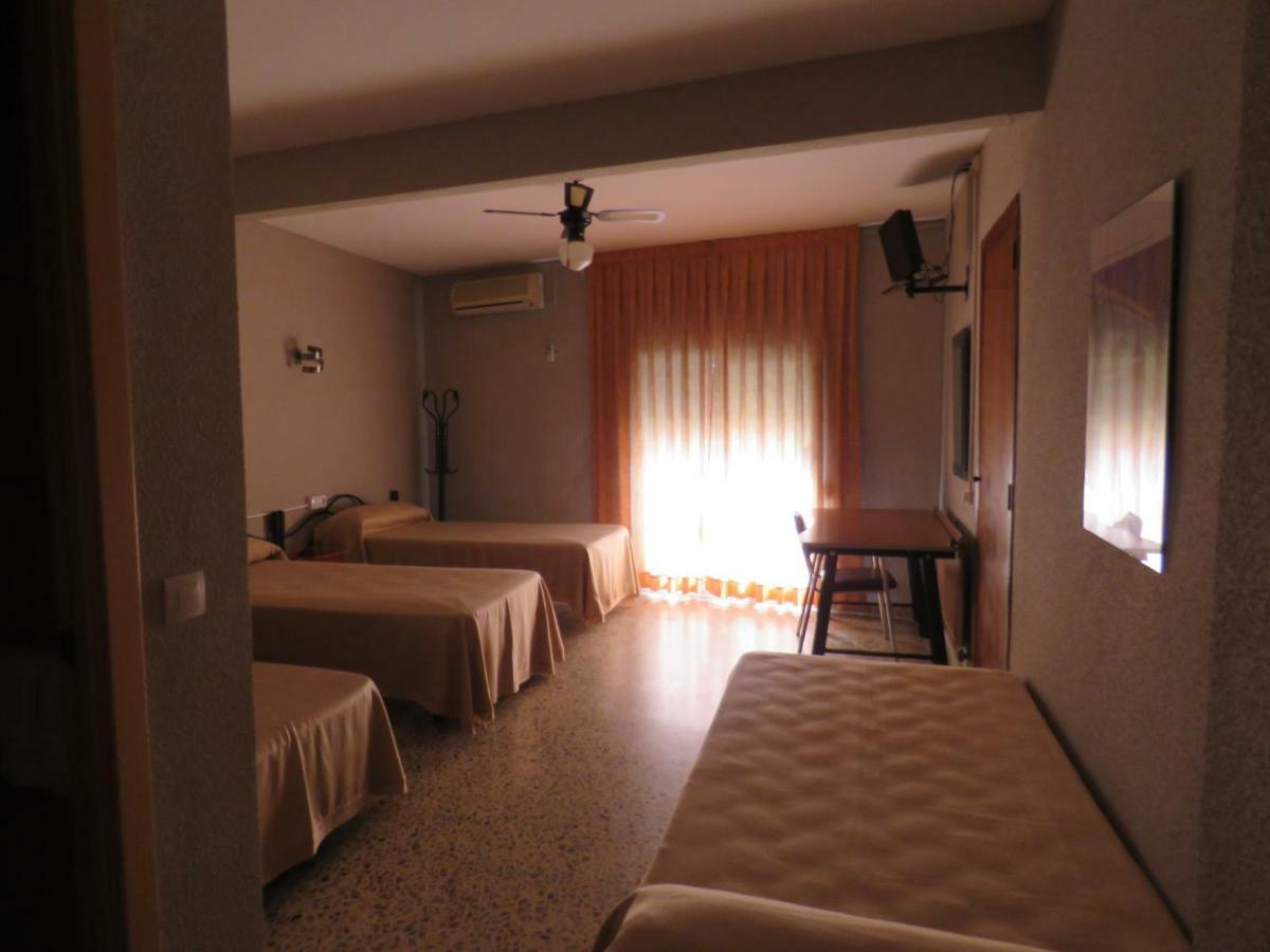 Hotel Alain Silla Bagian luar foto